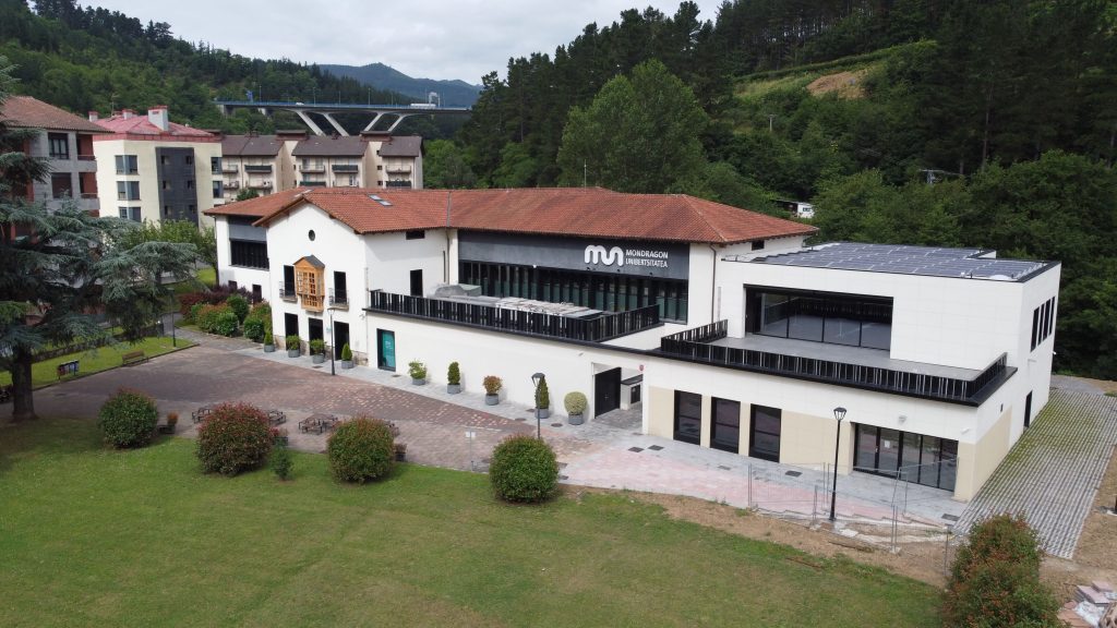 ¿Por qué estudiar en Mondragon Unibertsitatea? Te damos cinco razones